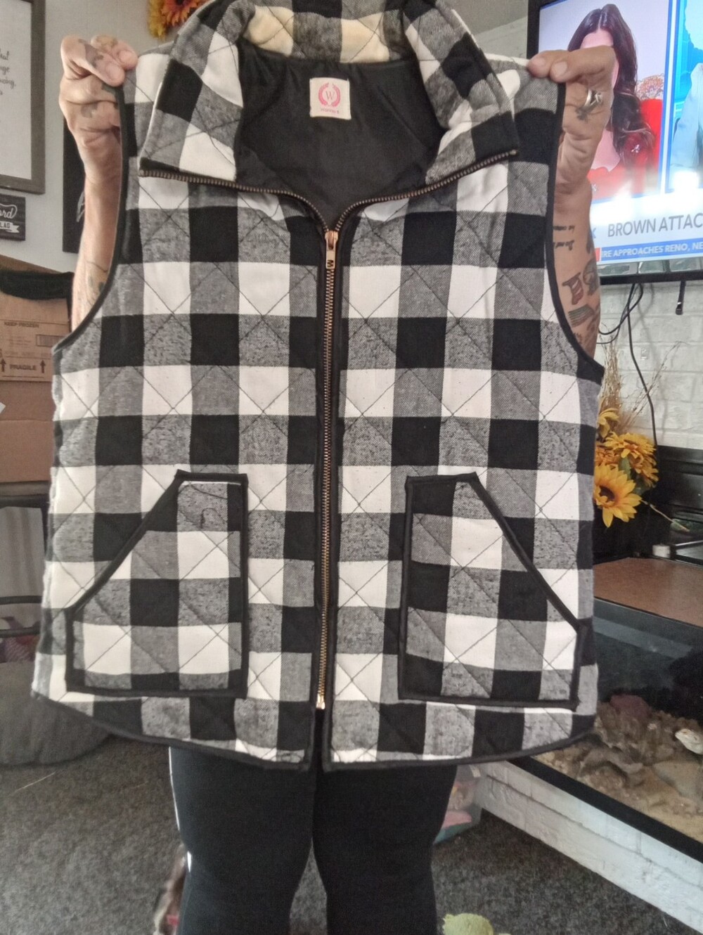 #6085 Quilted Vest  - L